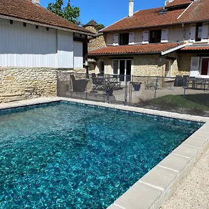 Le Saint-hilaire Bed and breakfast Saint-Hilaire-de-Brens